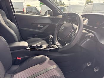Used Peugeot 208 2023 for sale - 79741439: Photo