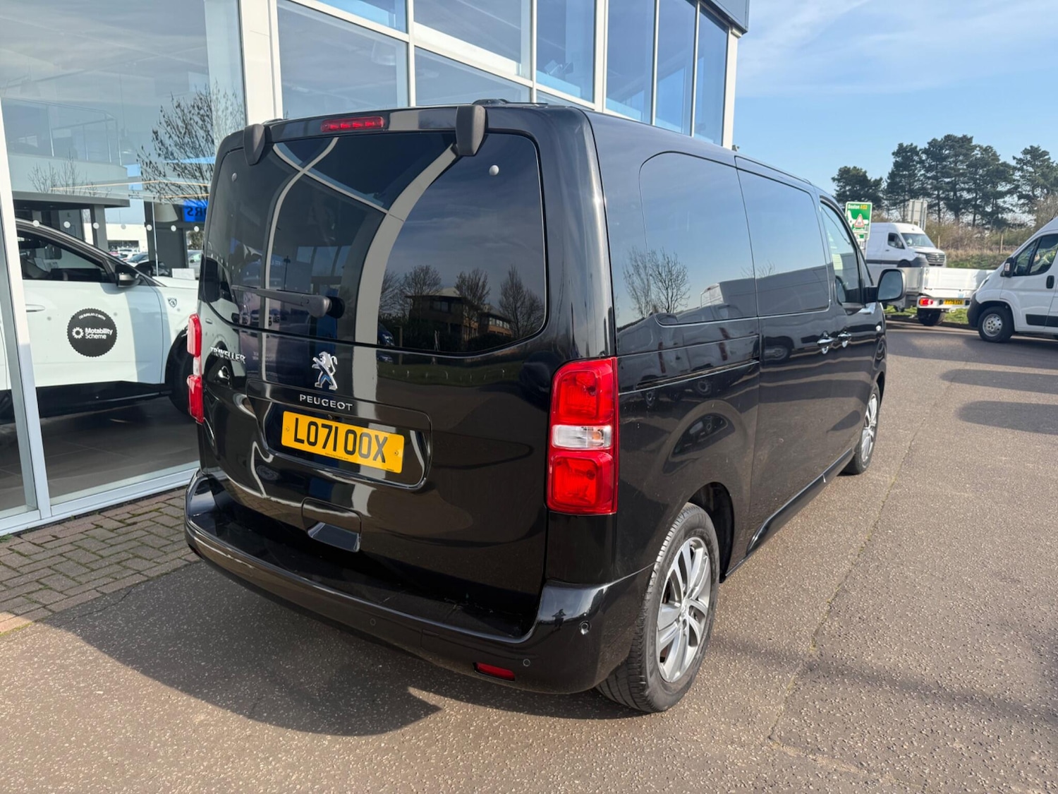 Used Peugeot Traveller 2022 for sale - 78035038: Photo 12