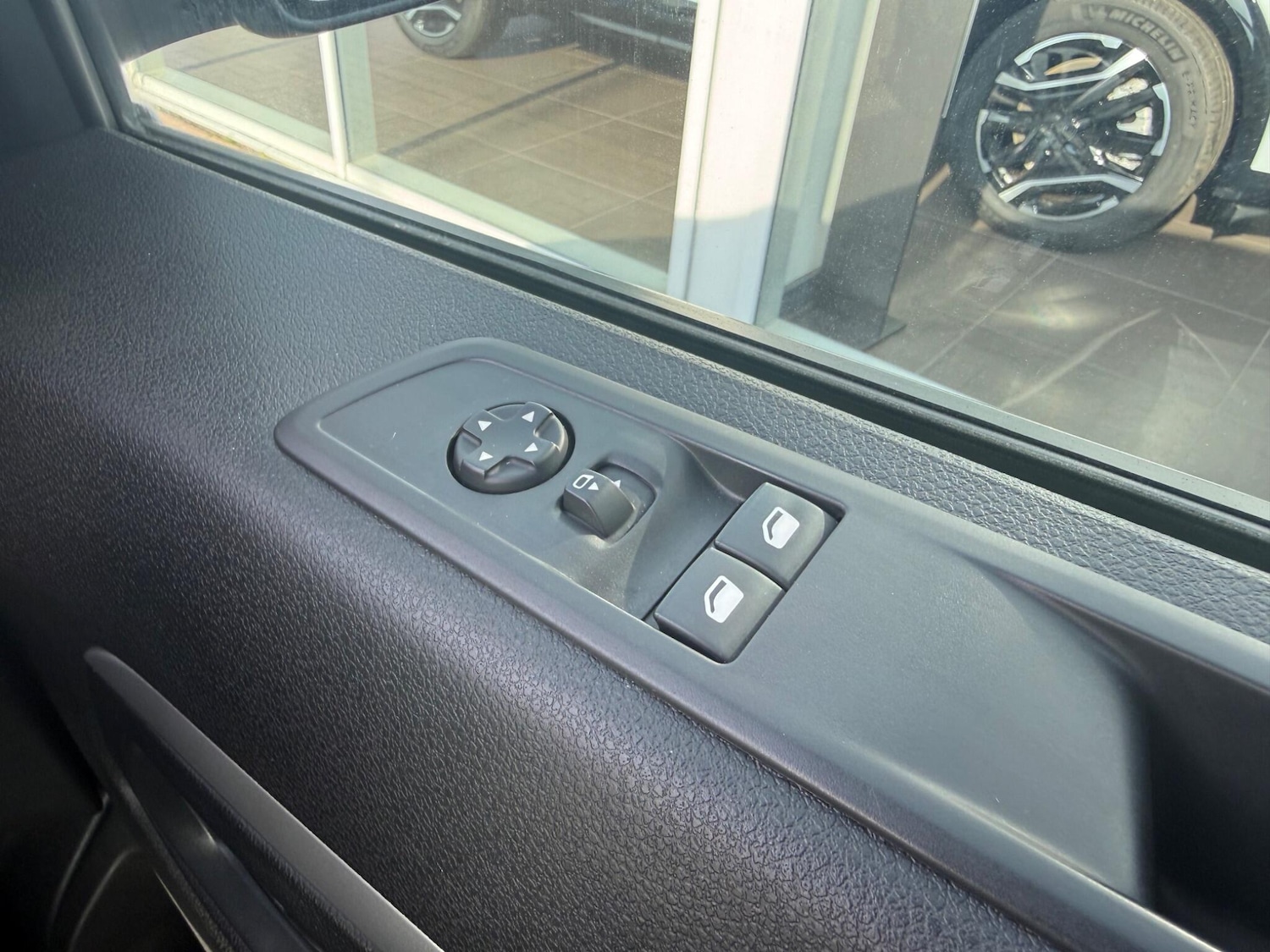 Used Peugeot Traveller 2022 for sale - 78035038: Photo 14