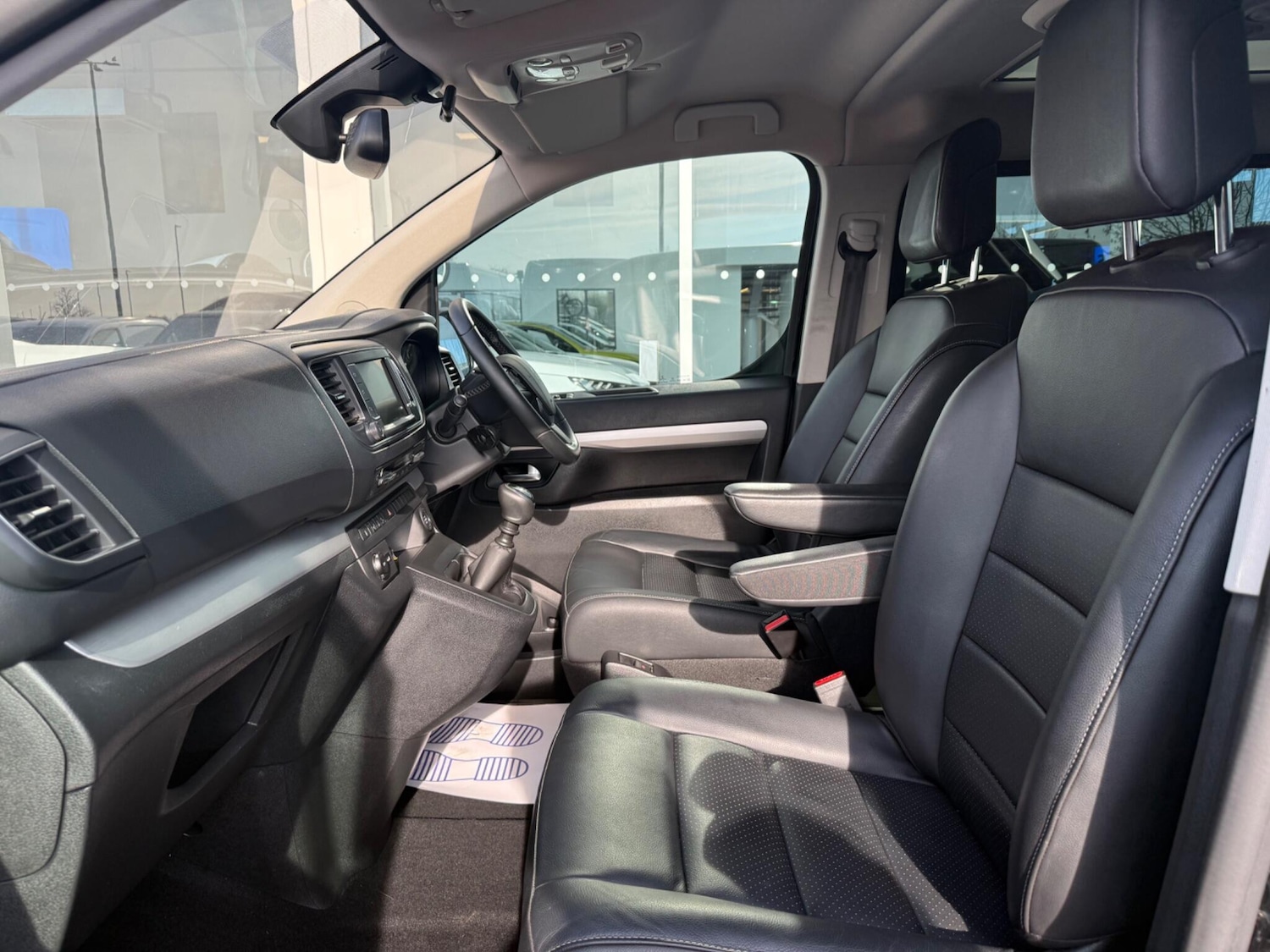 Used Peugeot Traveller 2022 for sale - 78035038: Photo 22