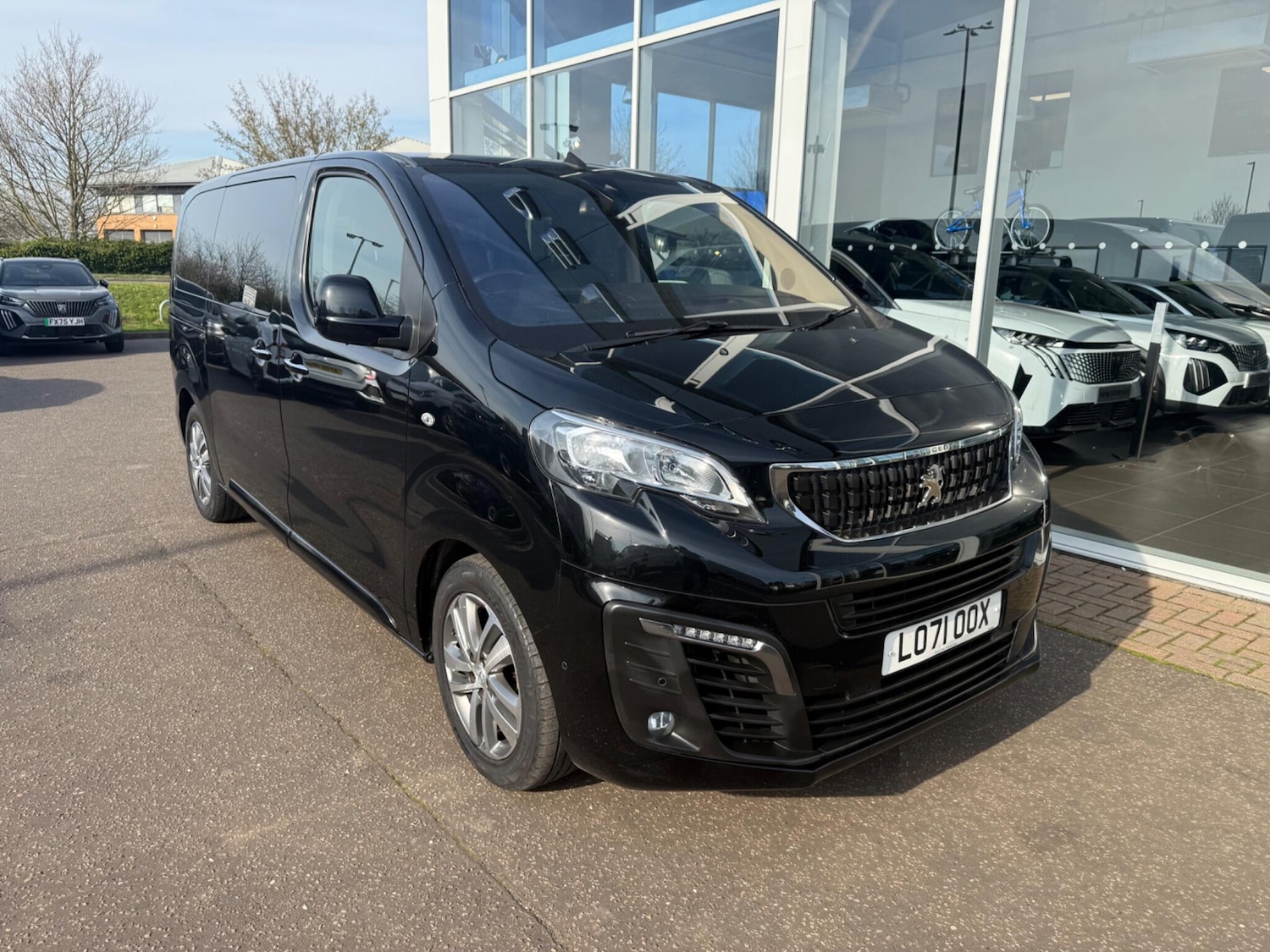 Used Peugeot Traveller 2022 for sale - 78035038: Photo 6