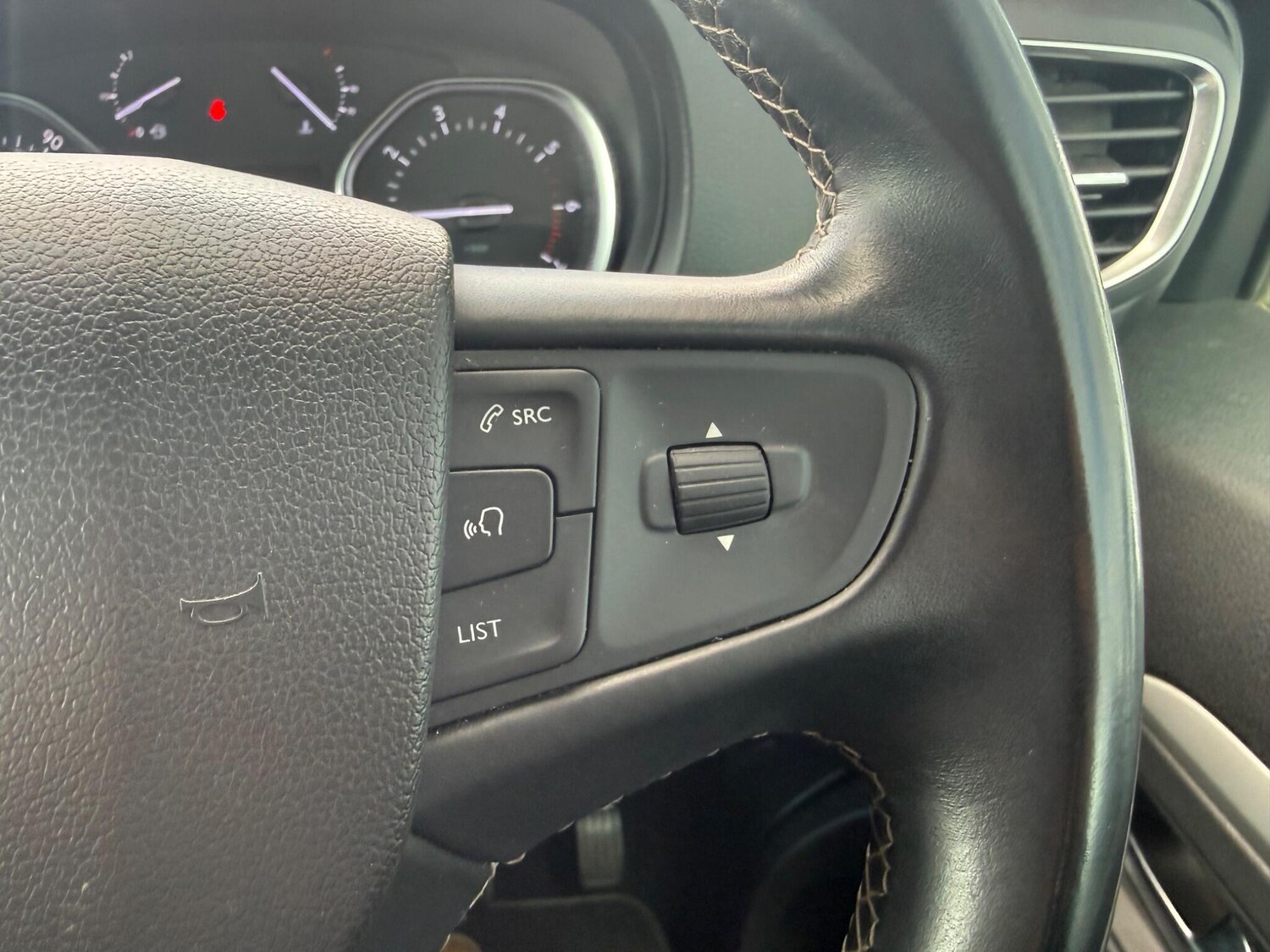 Used Peugeot Traveller 2020 for sale - 78100326: Photo 15