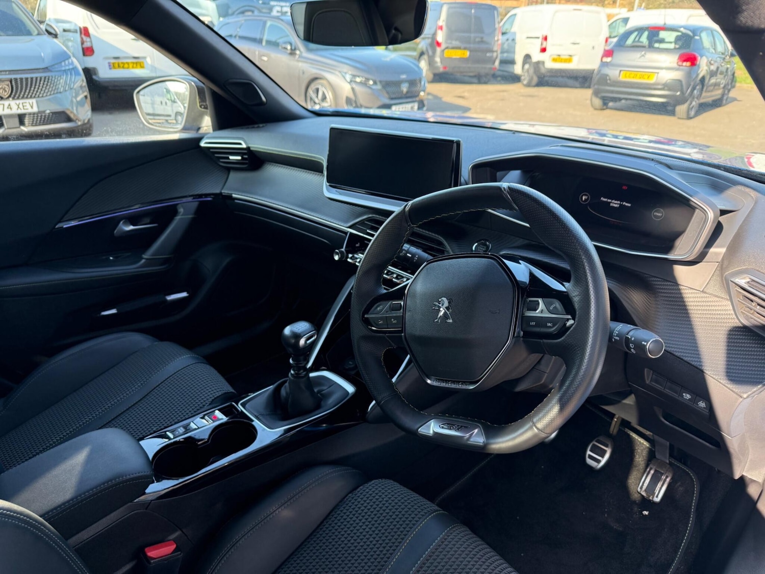 Used Peugeot 2008 2023 for sale - 77768086: Photo 12