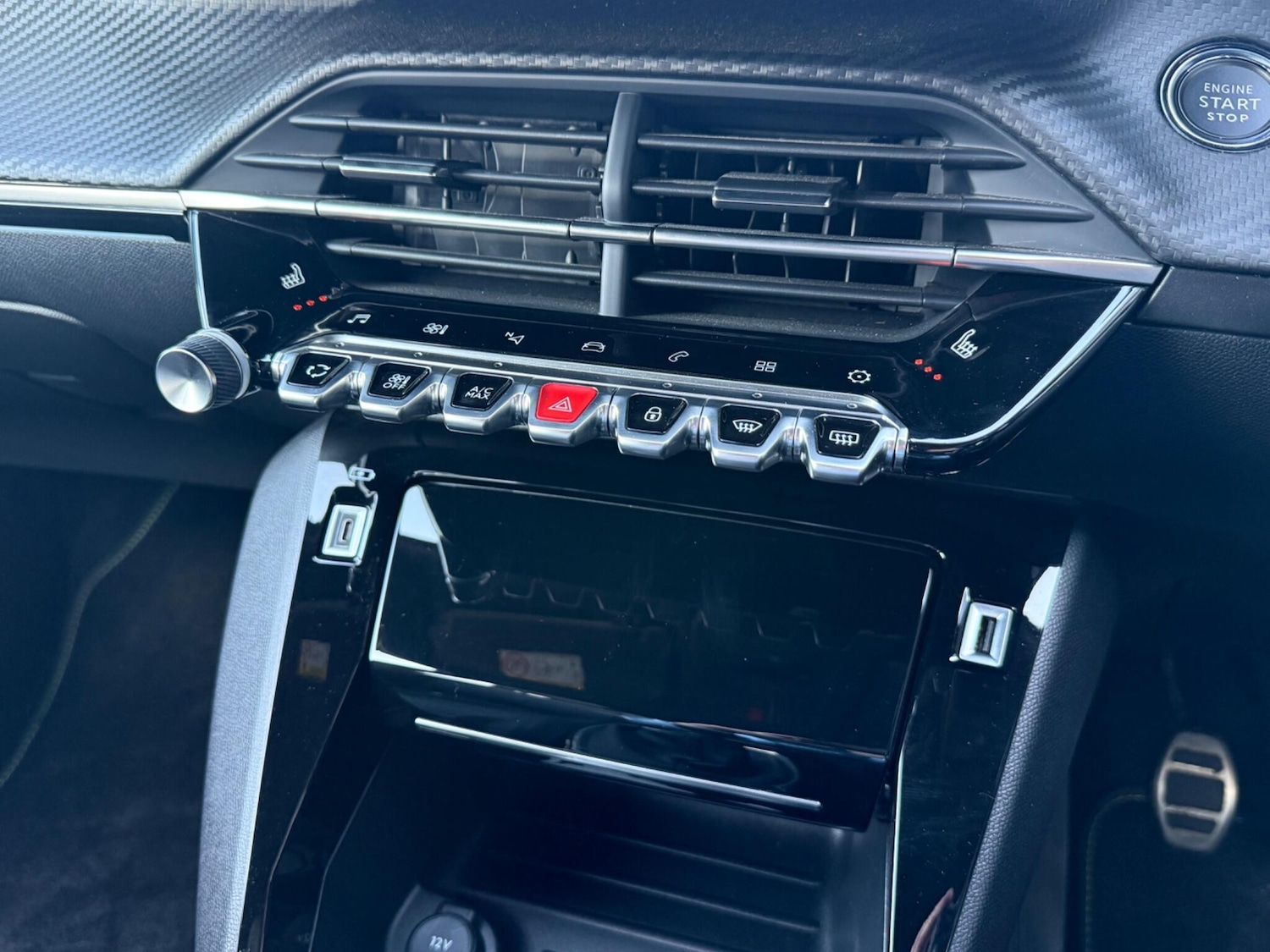 Used Peugeot 2008 2023 for sale - 77768086: Photo 44