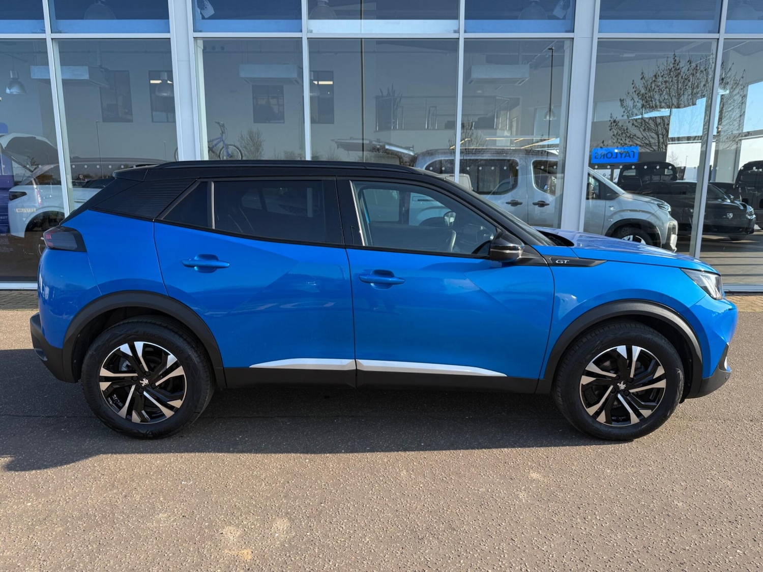 Used Peugeot 2008 2023 for sale - 77768086: Photo 9