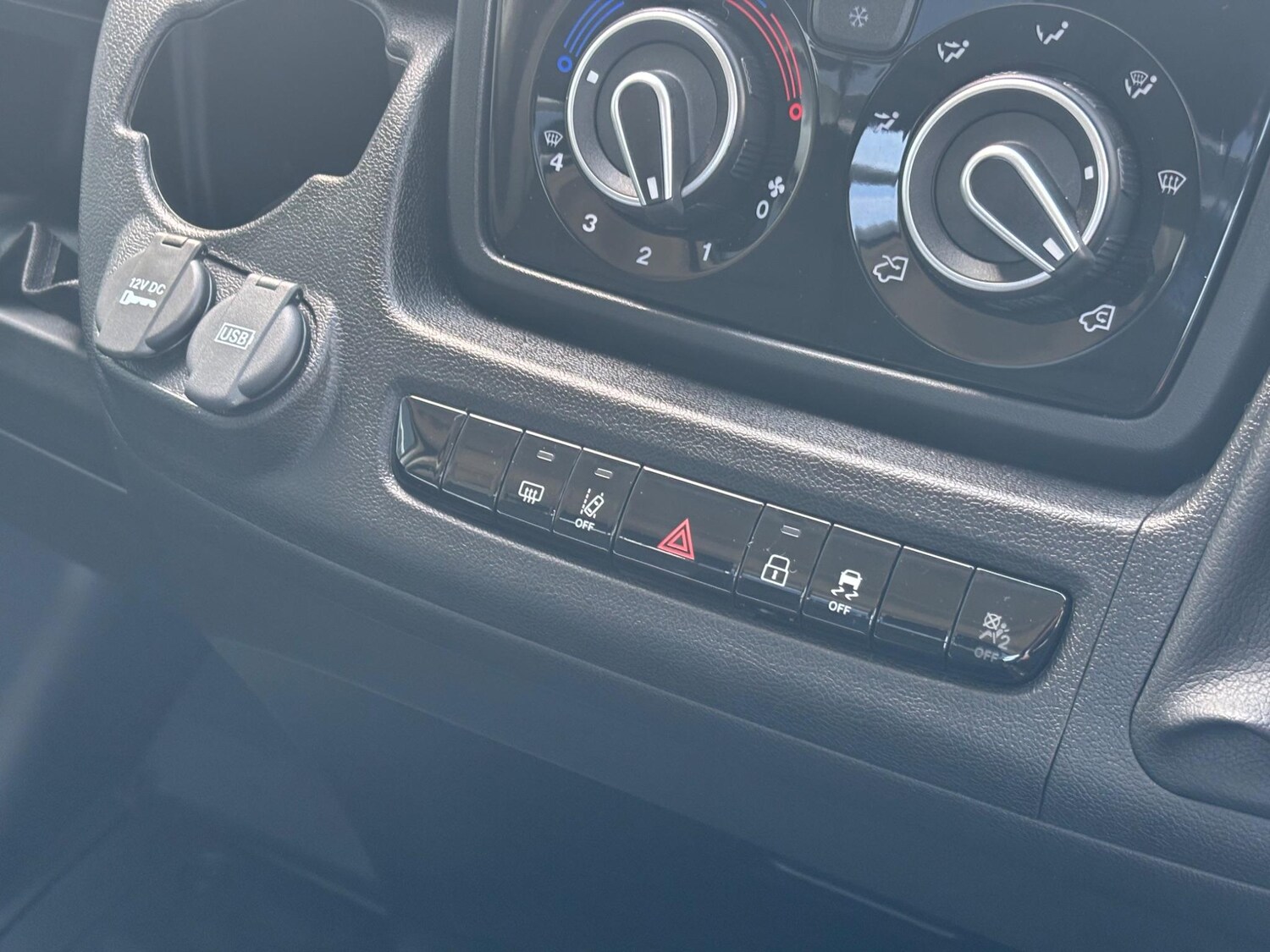 Used Peugeot Boxer 2025 for sale - 77413210: Photo 37