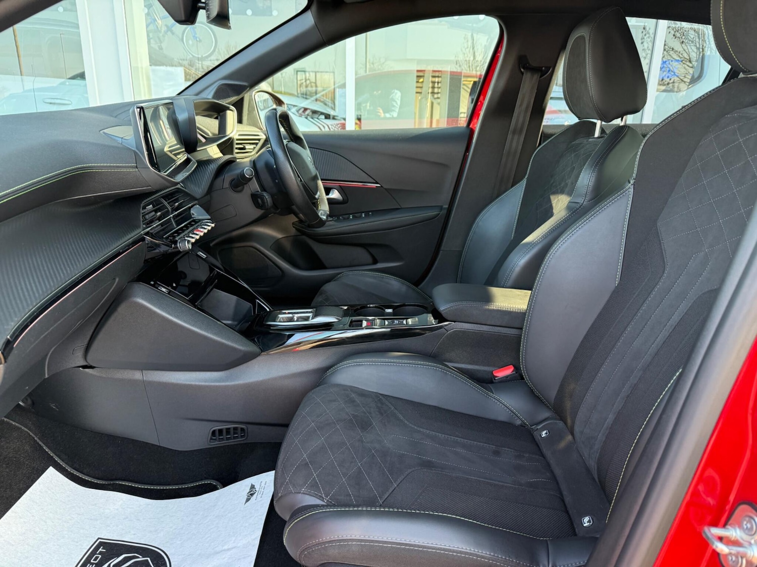 Used Peugeot 208 2022 for sale - 77769182: Photo 34