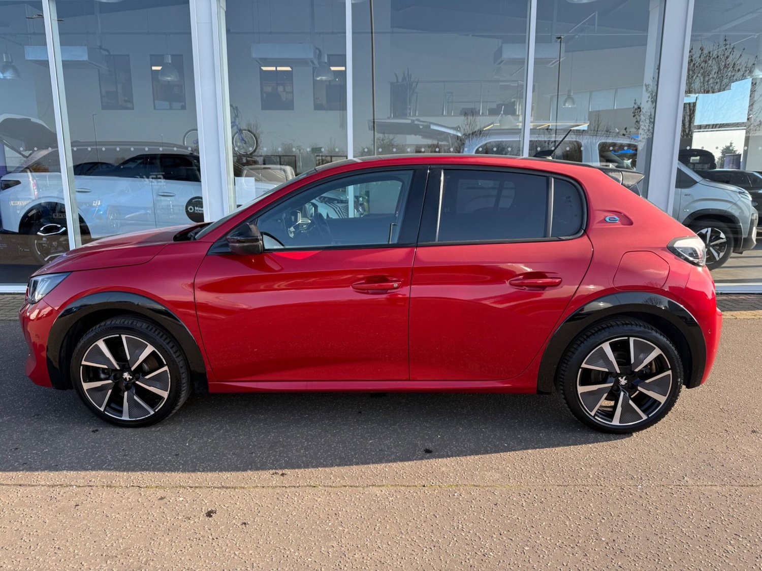 Used Peugeot 208 2022 for sale - 77769182: Photo 7