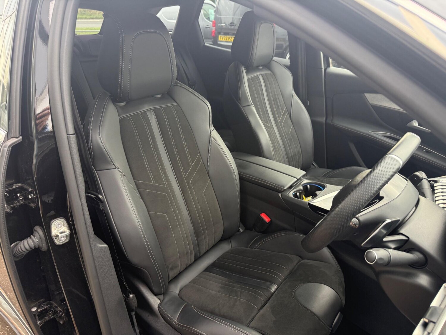 Used Peugeot 3008 2022 for sale - 77413185: Photo 14