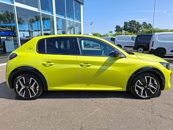Used Peugeot 208 2026 for sale - 79362444: Photo