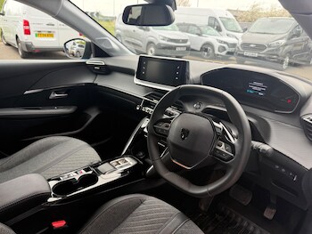 Used Peugeot E-208 2024 for sale - 78361755: Photo