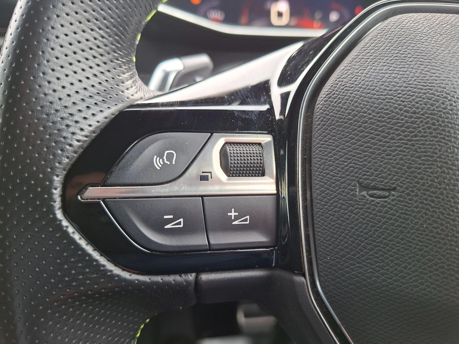 Used Peugeot 2008 2021 for sale - 77413215: Photo 26