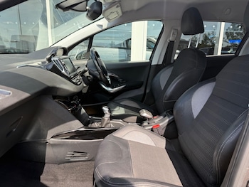 Used Peugeot 2008 2018 for sale - 79464906: Photo