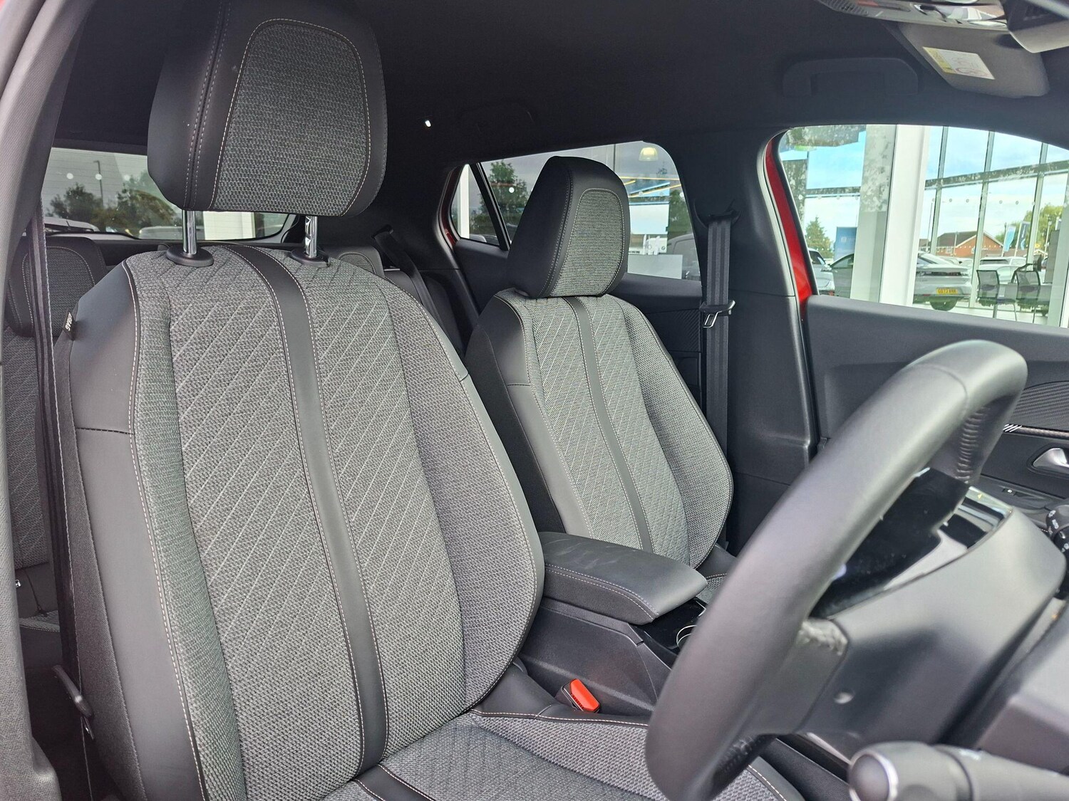 Used Peugeot 2008 2024 for sale - 77413216: Photo 16