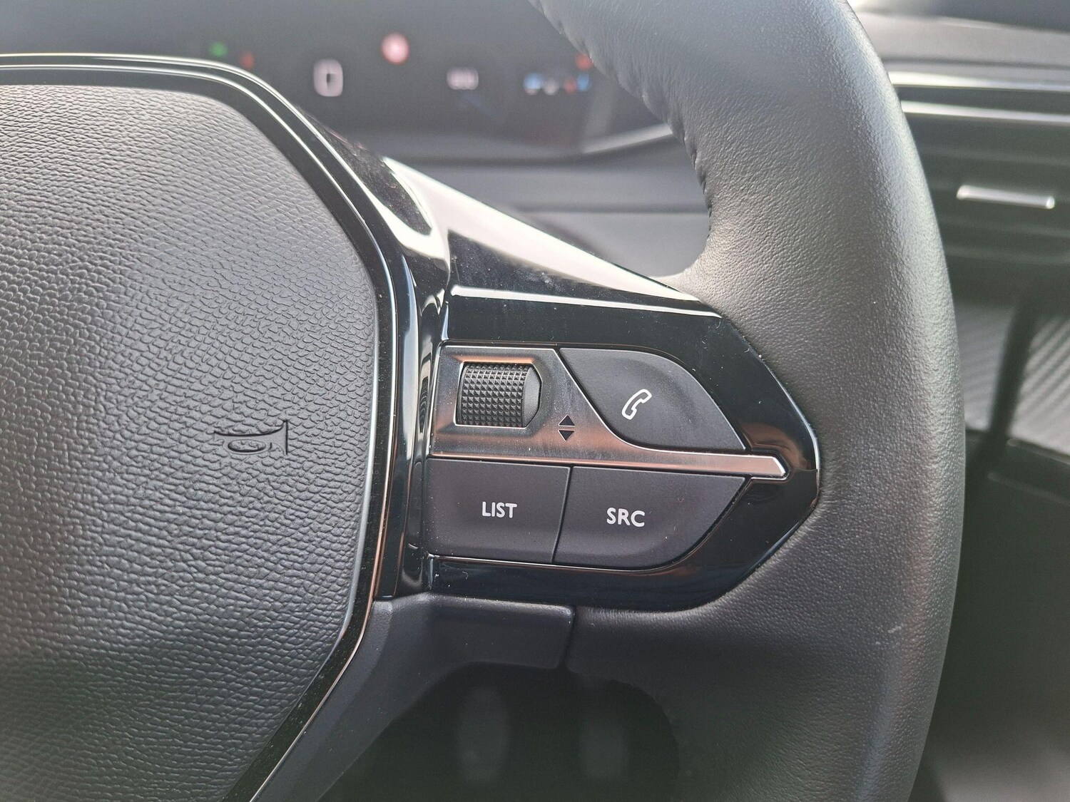 Used Peugeot 2008 2024 for sale - 77413216: Photo 27