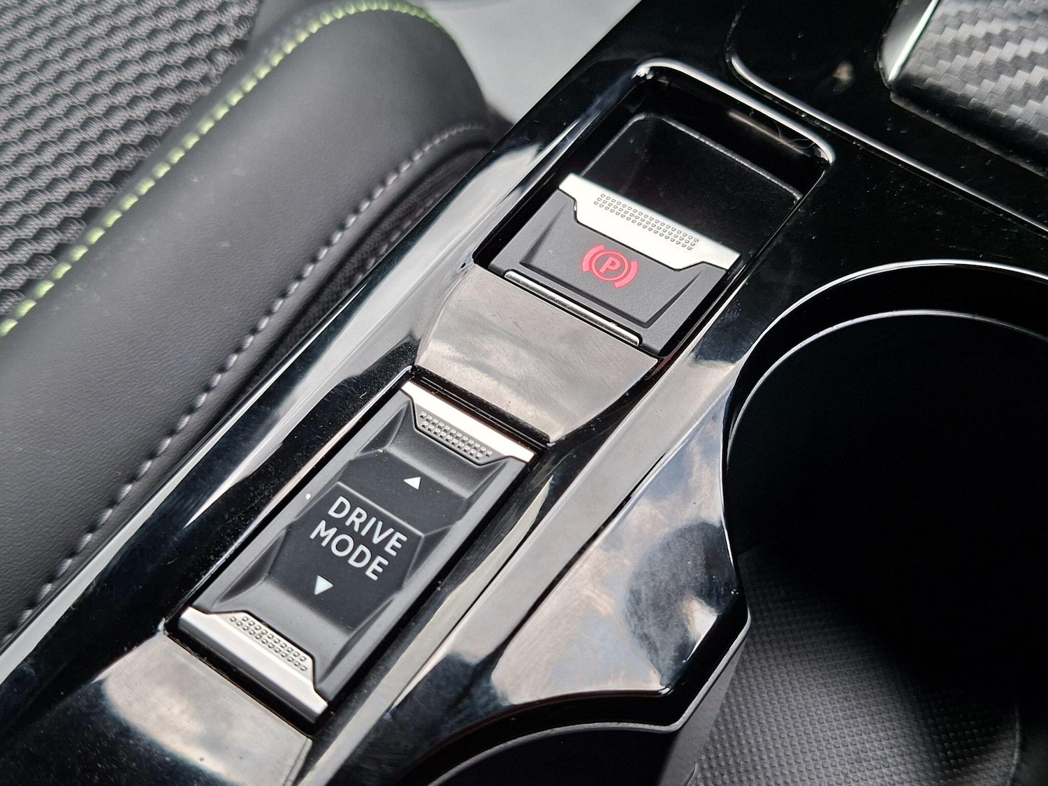 Used Peugeot 208 for sale - 77994356: Photo 29