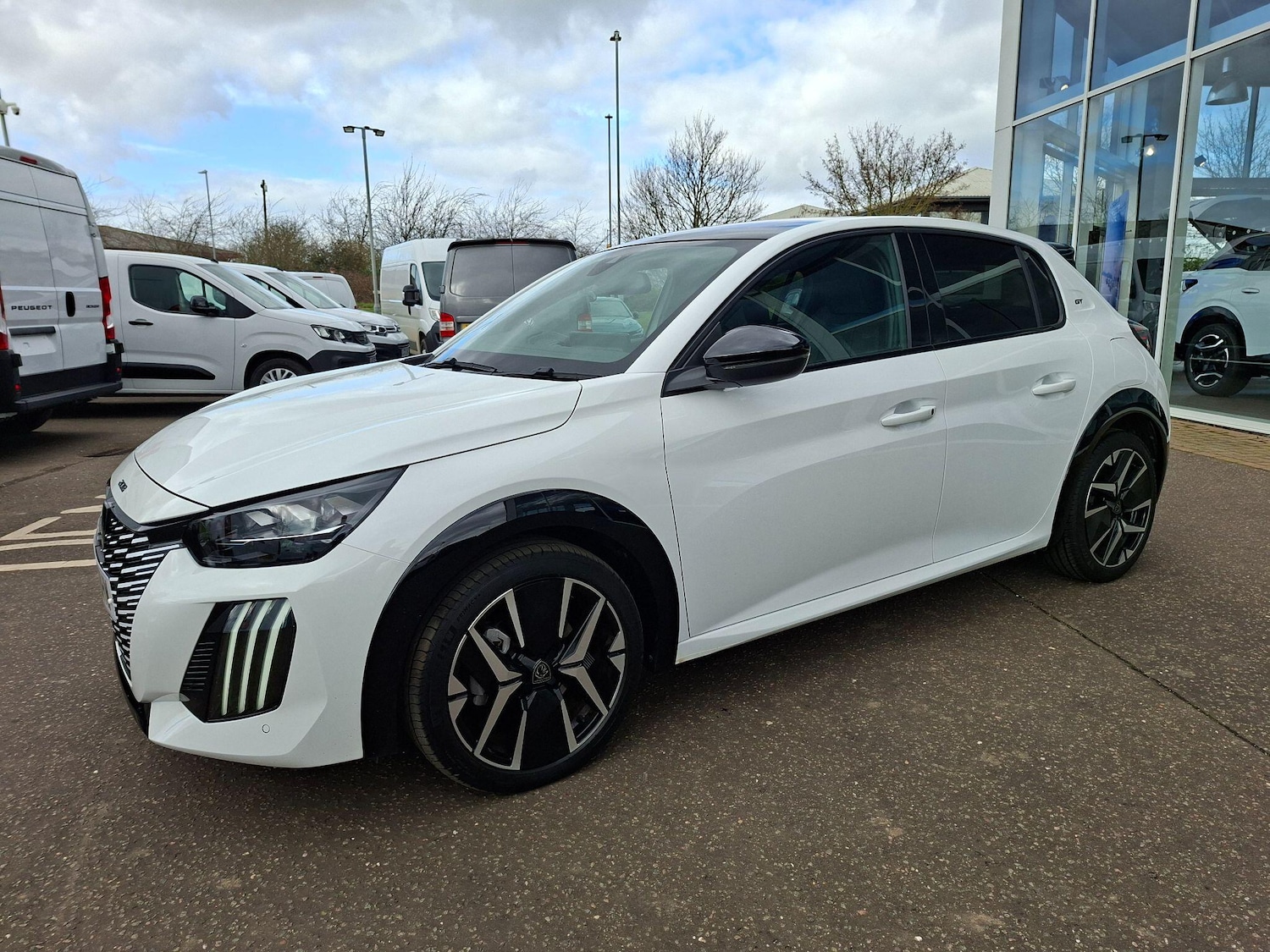 Used Peugeot 208 for sale - 77994356: Photo 6