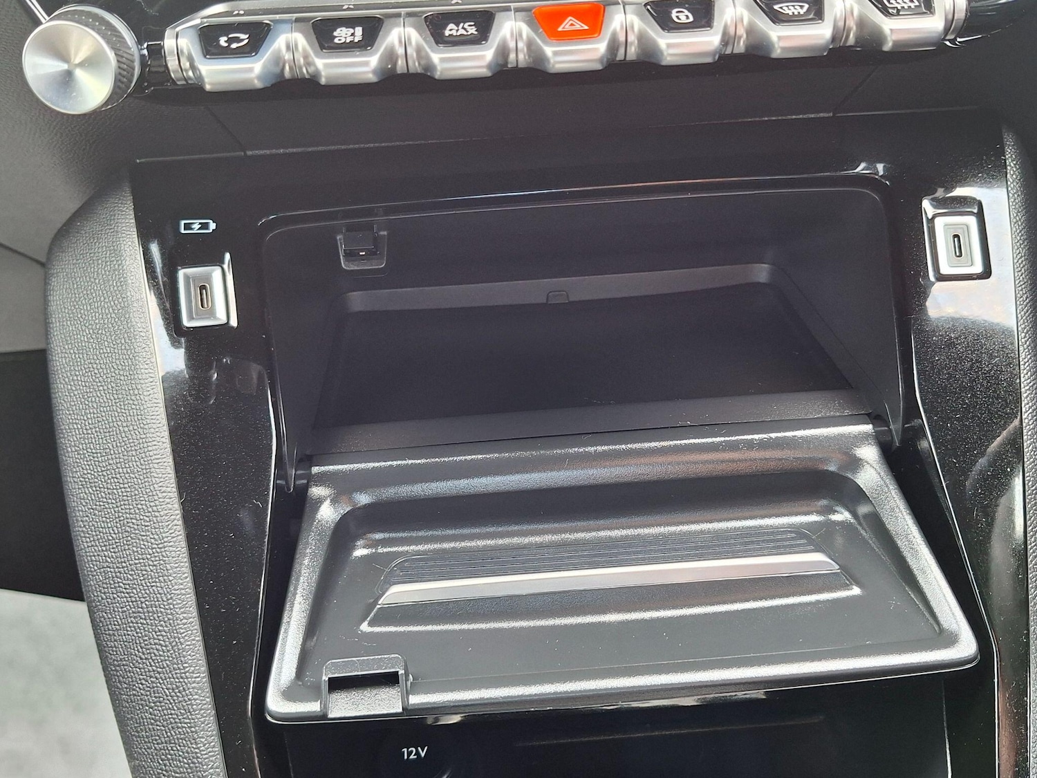 Used Peugeot 208 for sale - 77994356: Photo 65