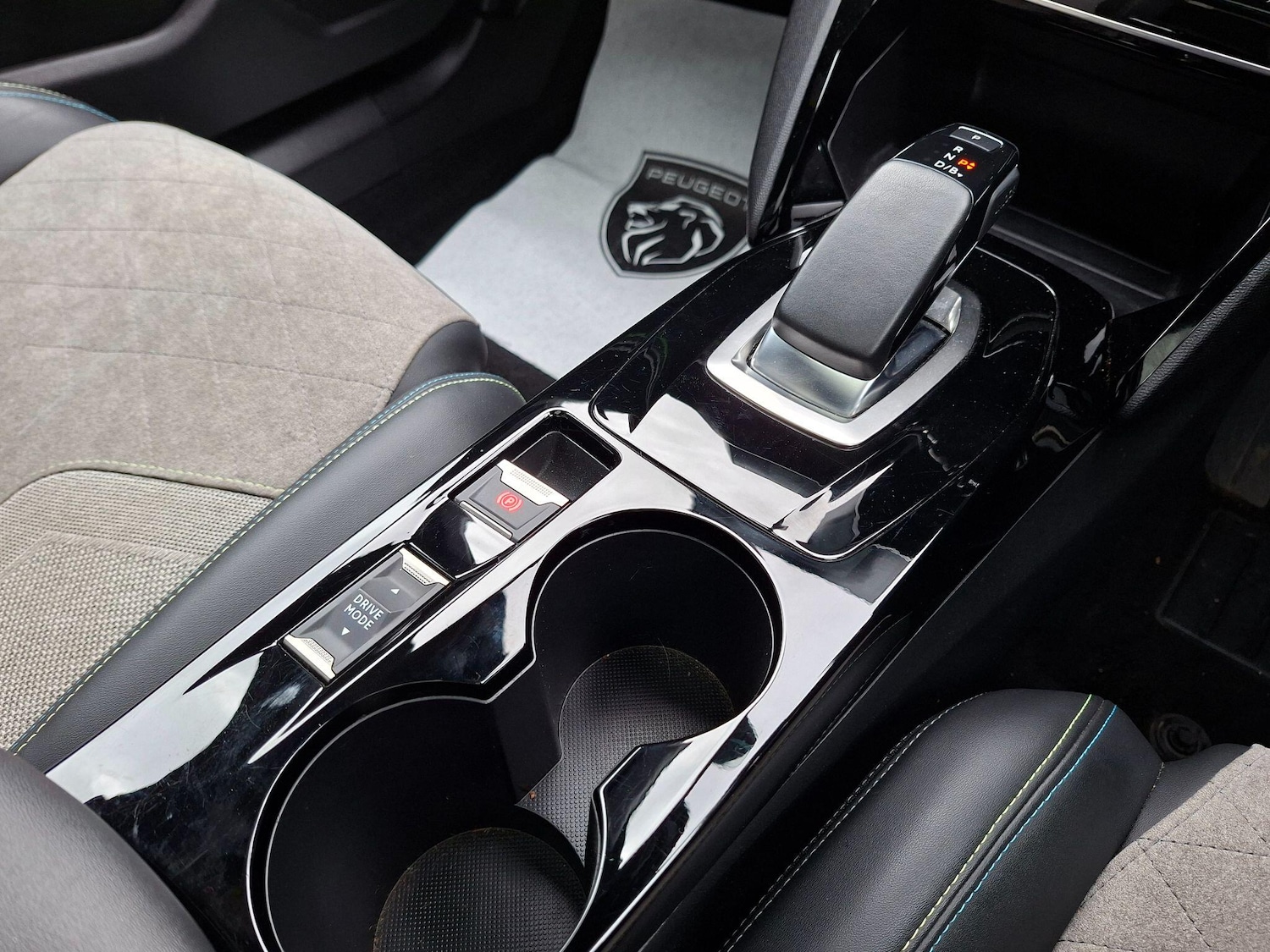 Used Peugeot 2008 2021 for sale - 77695848: Photo 63