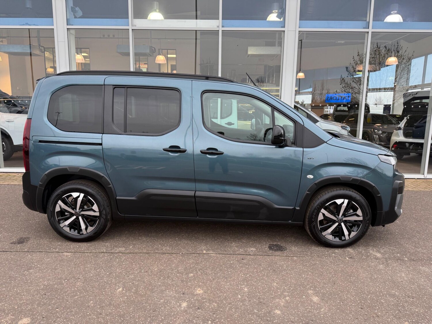 Used Peugeot Rifter 2025 for sale - 77683427: Photo 10