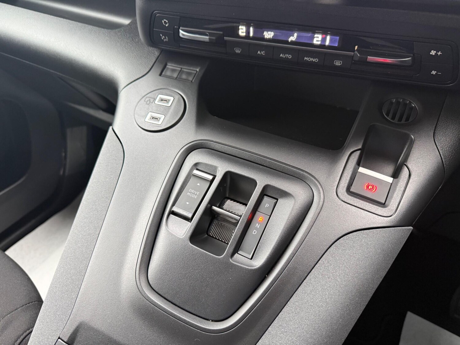 Used Peugeot Rifter 2025 for sale - 77683427: Photo 12