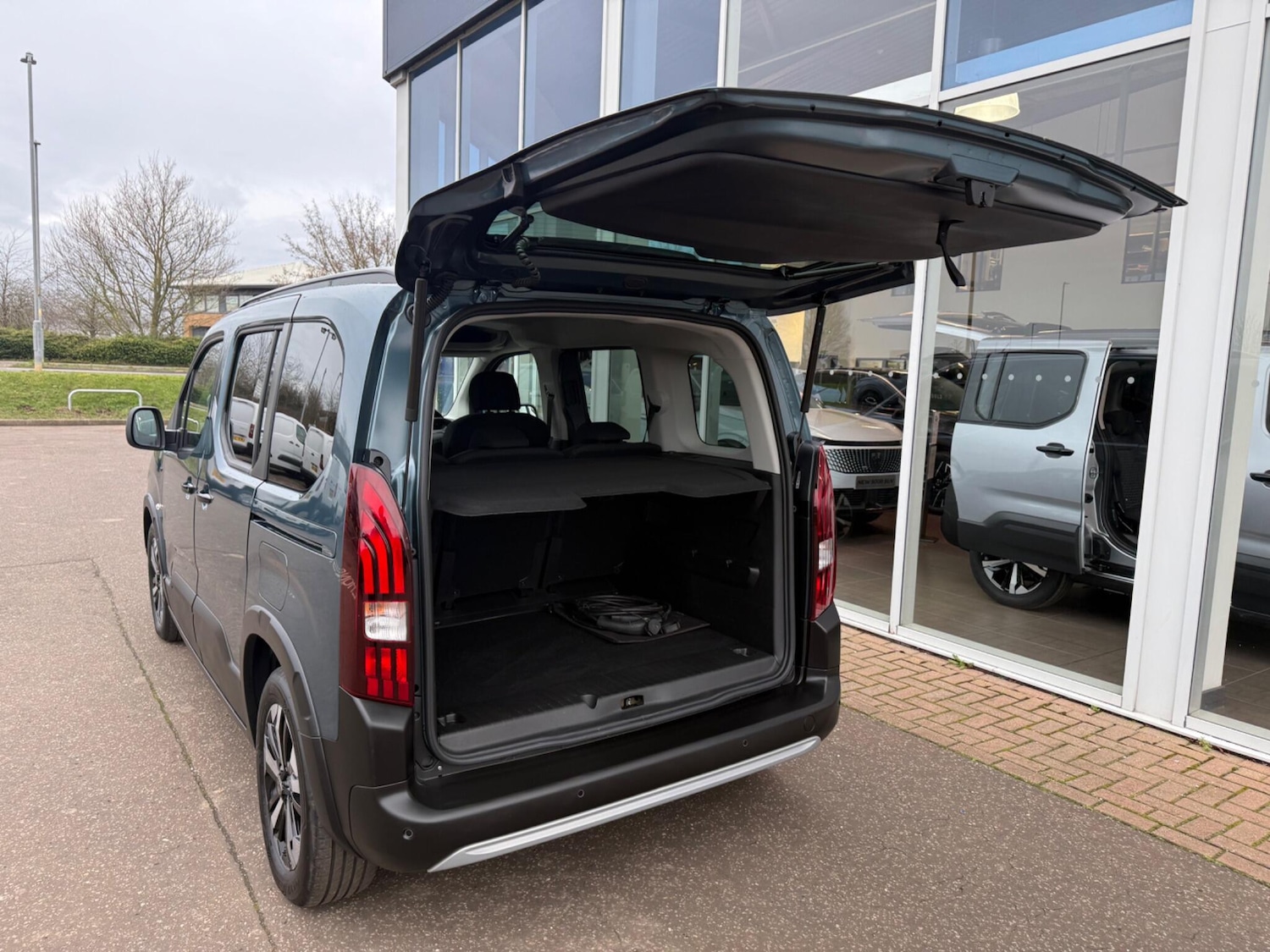 Used Peugeot Rifter 2025 for sale - 77683427: Photo 5