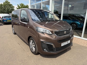 Used Peugeot Traveller 2023 for sale - 79304098: Photo