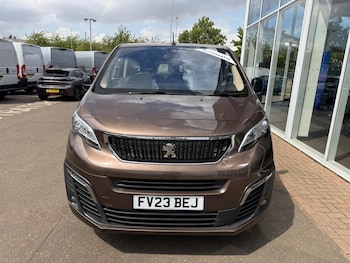 Used Peugeot Traveller 2023 for sale - 79304098: Photo