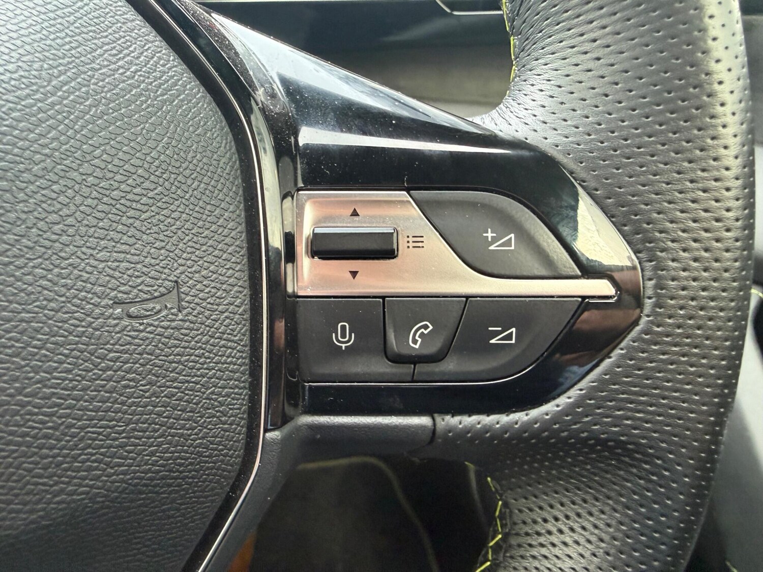 Used Peugeot E-308 2024 for sale - 77496049: Photo 15