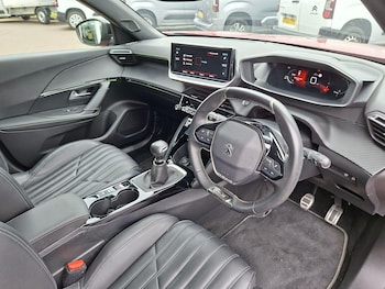 Used Peugeot 2008 2021 for sale - 78842787: Photo