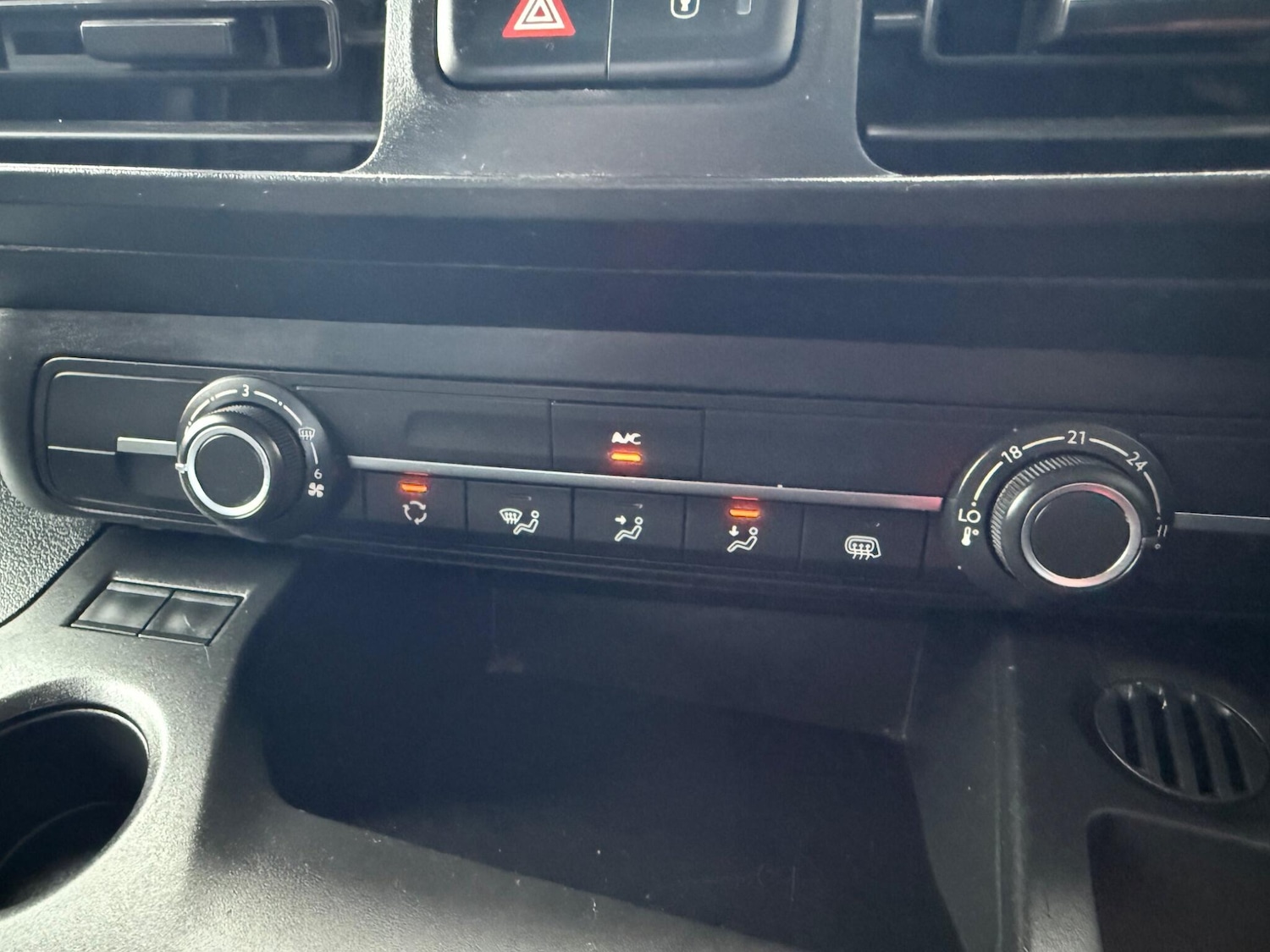 Used Peugeot Partner 2022 for sale - 77839056: Photo 16