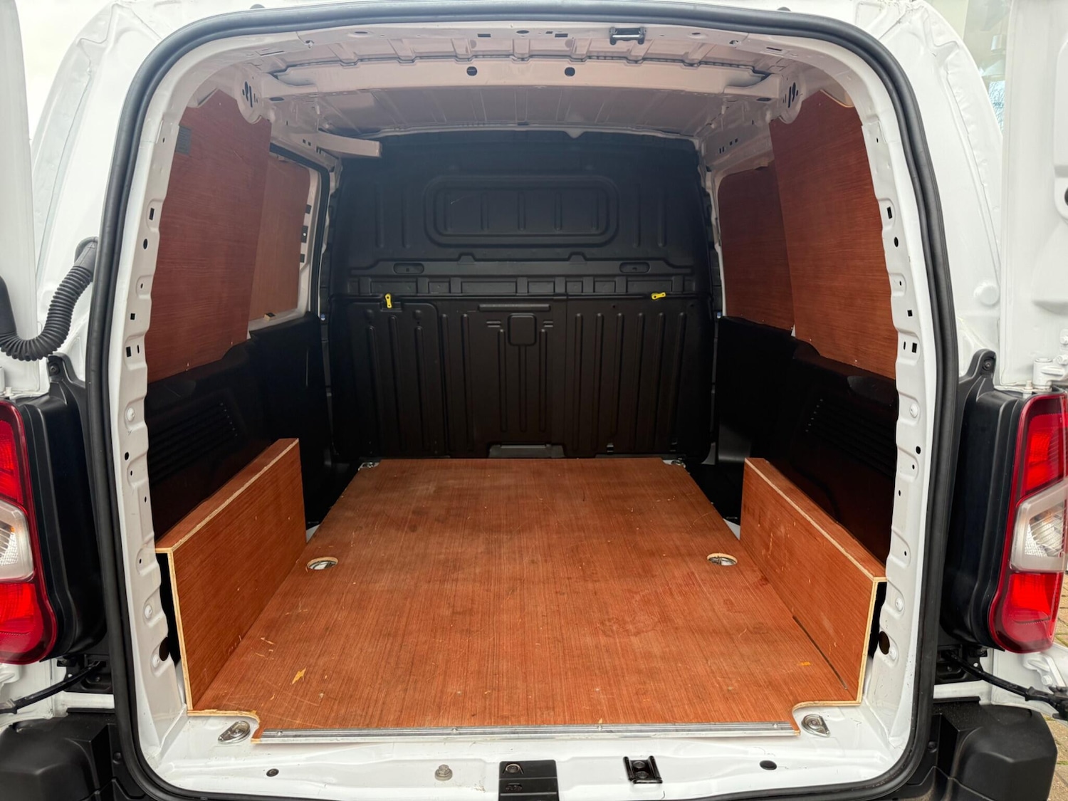 Used Peugeot Partner 2022 for sale - 77839056: Photo 28