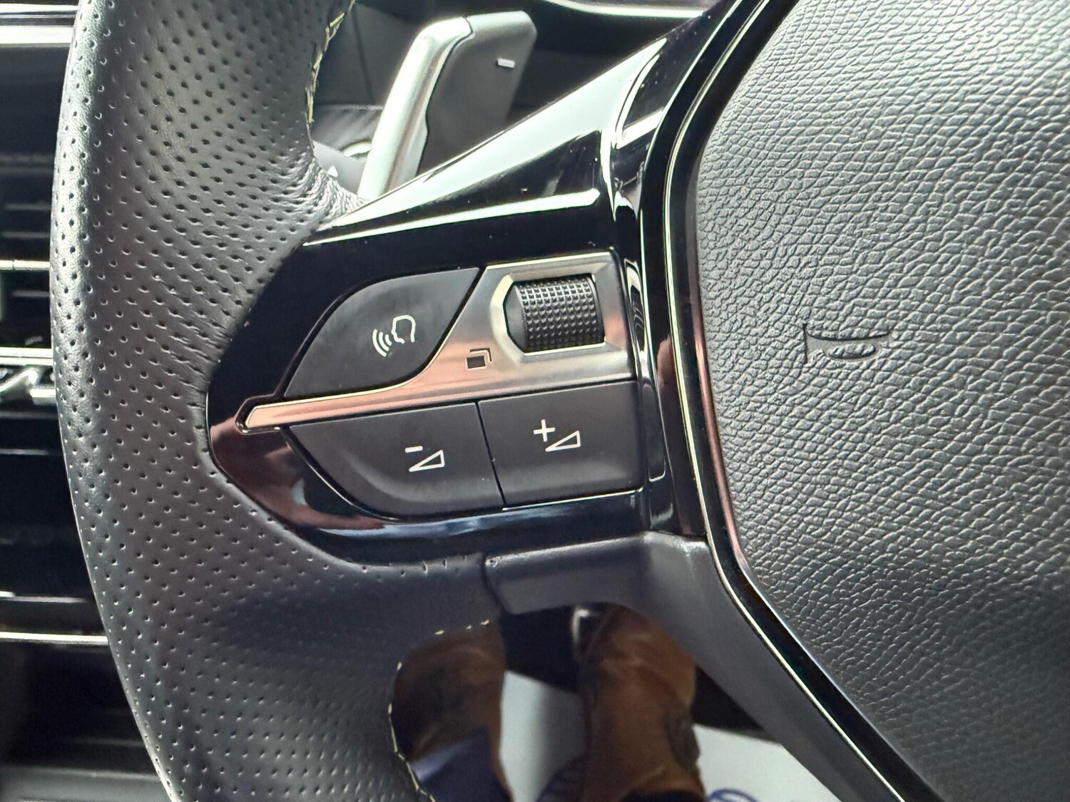 Used Peugeot 2008 2023 for sale - 77413176: Photo 16