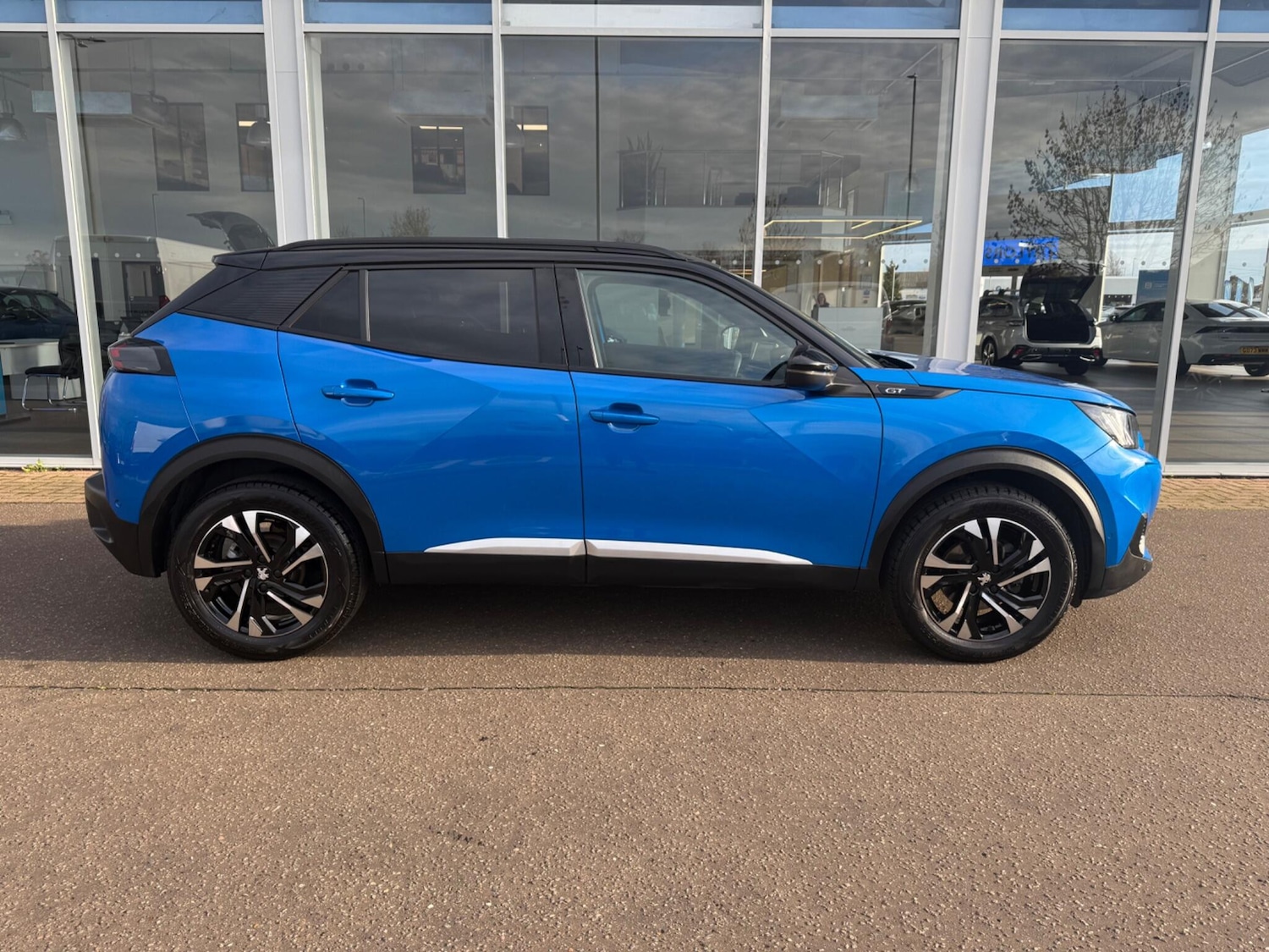 Used Peugeot 2008 2023 for sale - 77413192: Photo 10