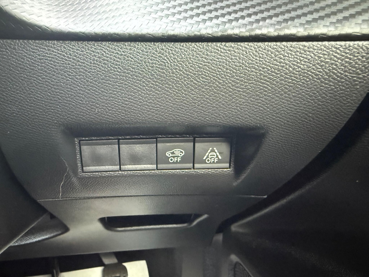 Used Peugeot 2008 2023 for sale - 77413192: Photo 15