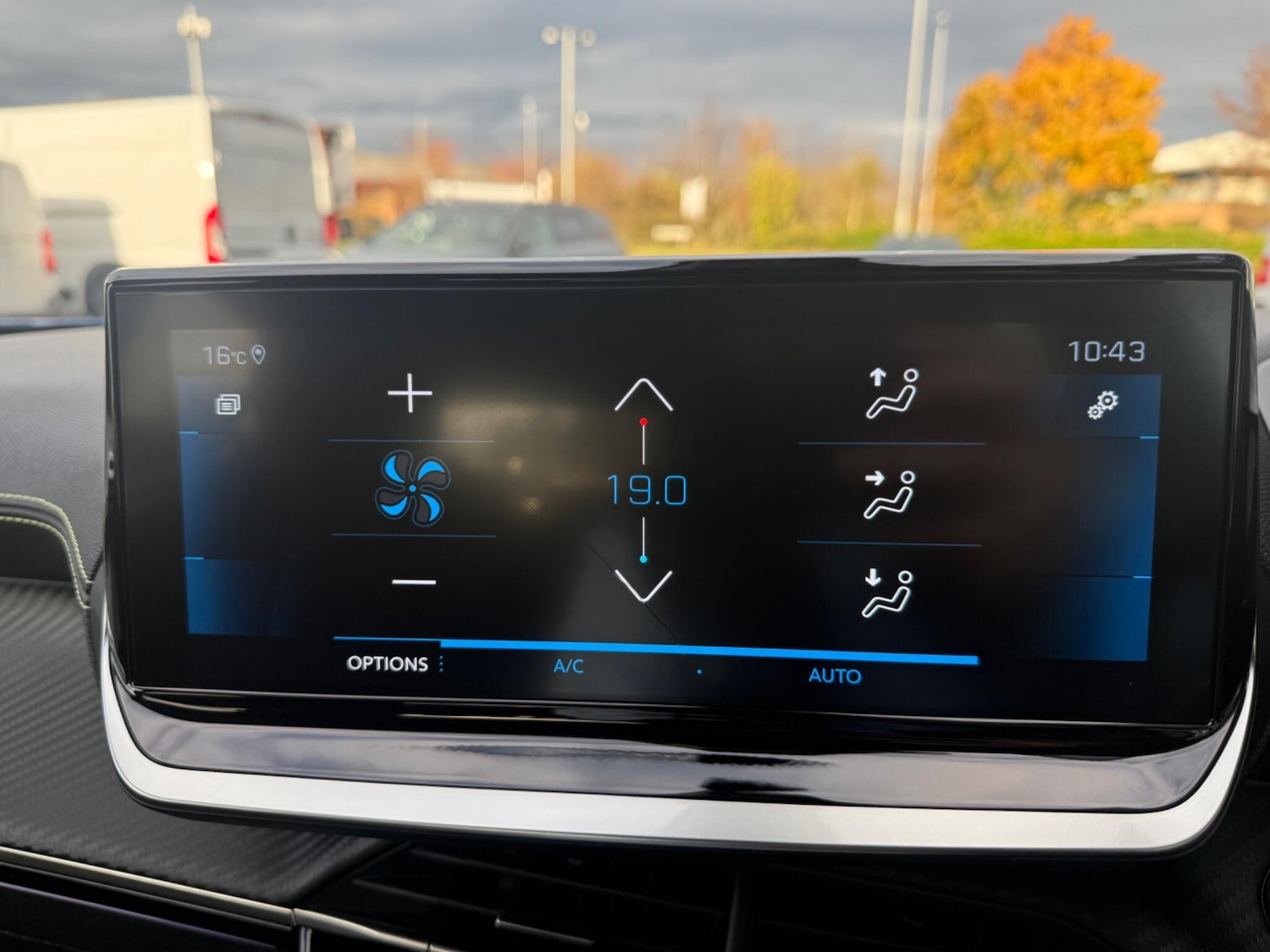 Used Peugeot 2008 2023 for sale - 77413192: Photo 30