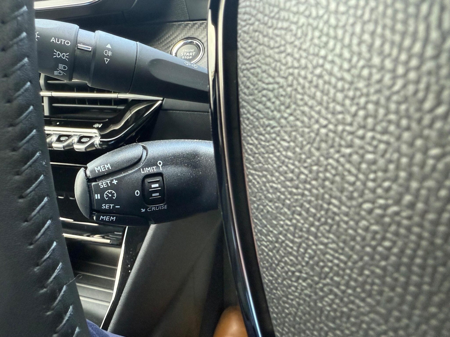 Used Peugeot 2008 2024 for sale - 77413193: Photo 15