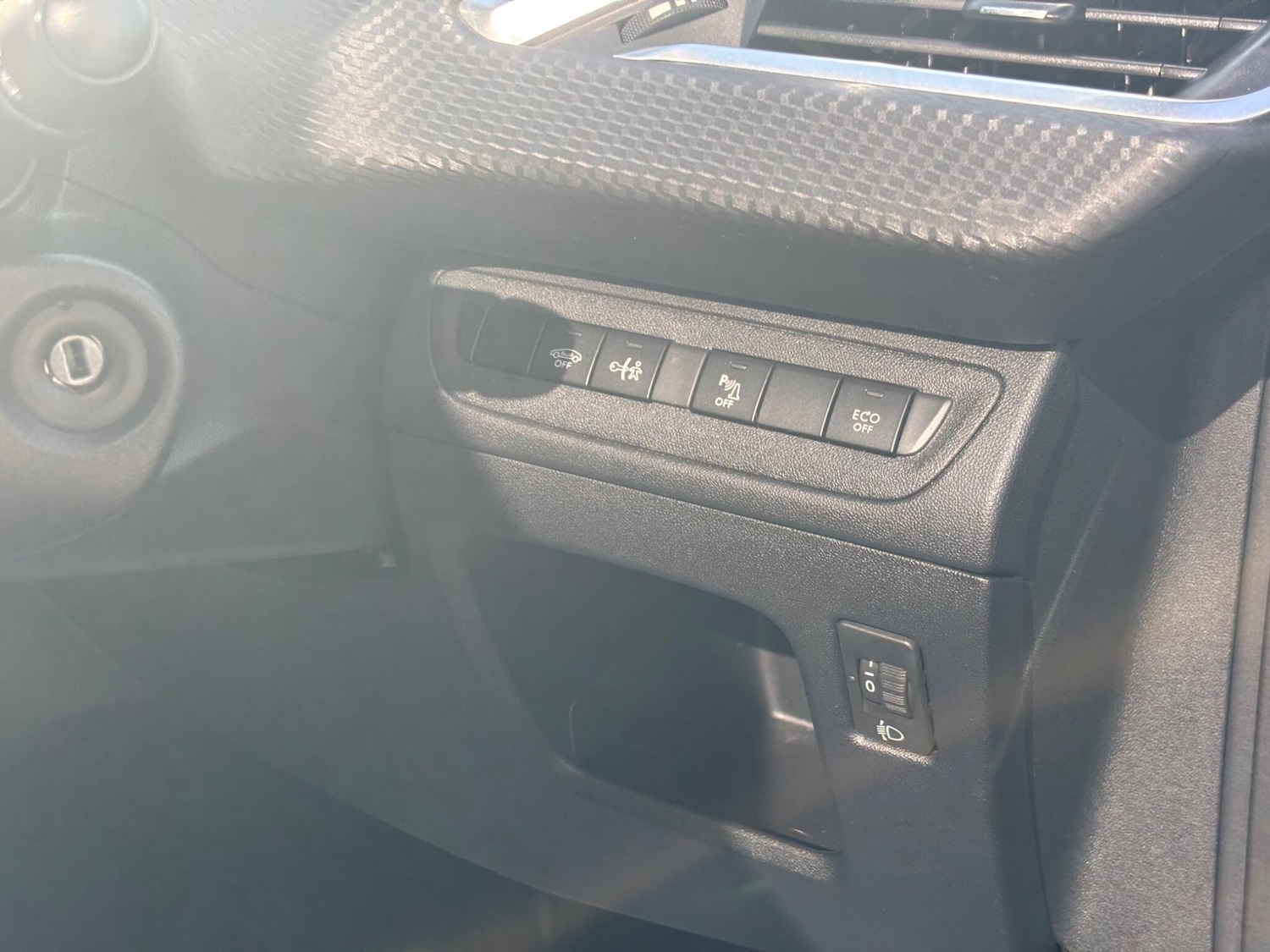Used Peugeot 2008 2019 for sale - 77958342: Photo 19