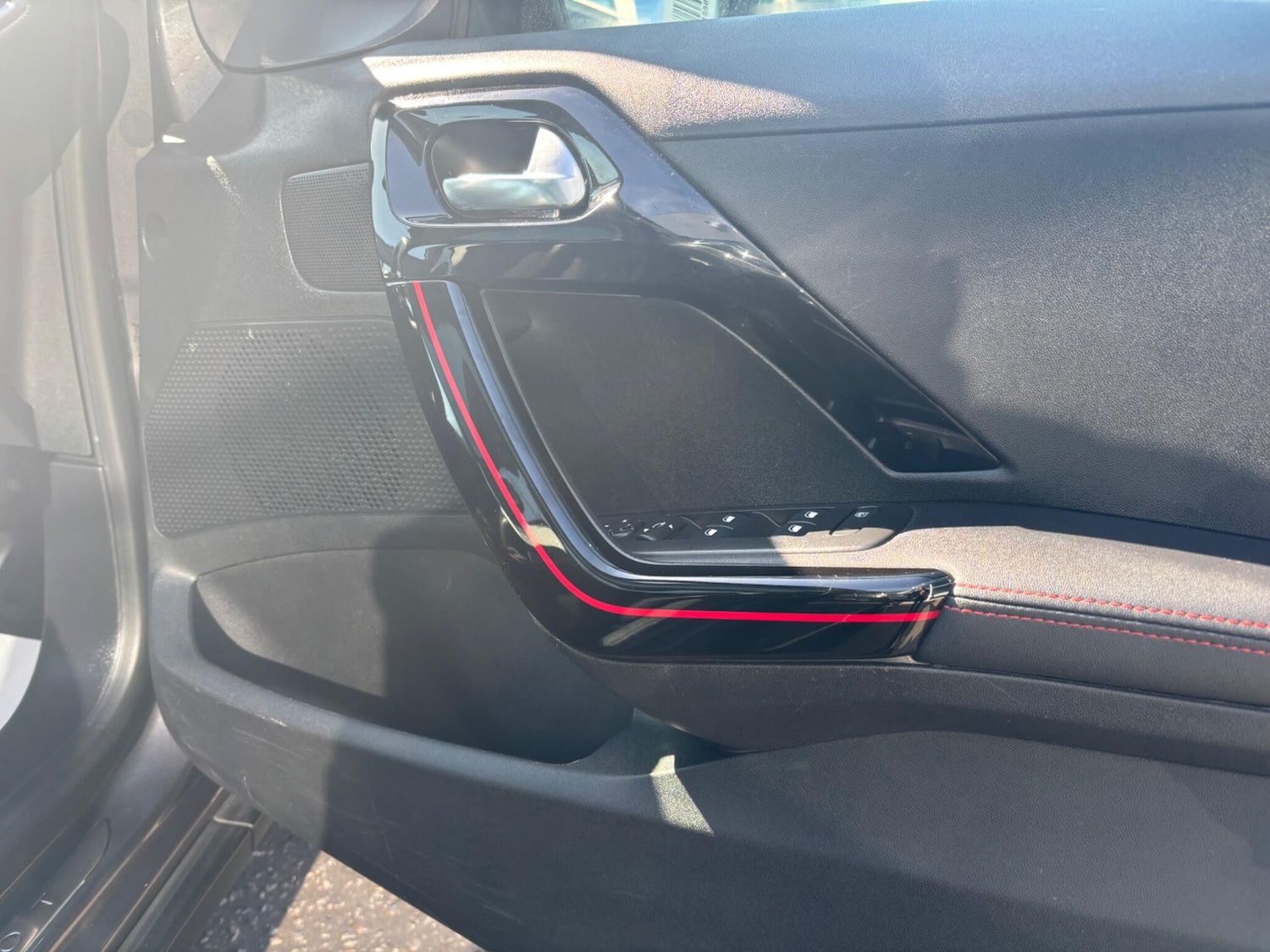 Used Peugeot 2008 2019 for sale - 77958342: Photo 20