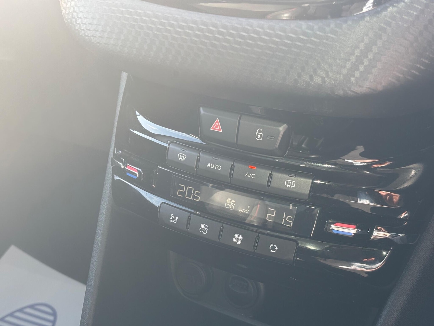 Used Peugeot 2008 2019 for sale - 77958342: Photo 21