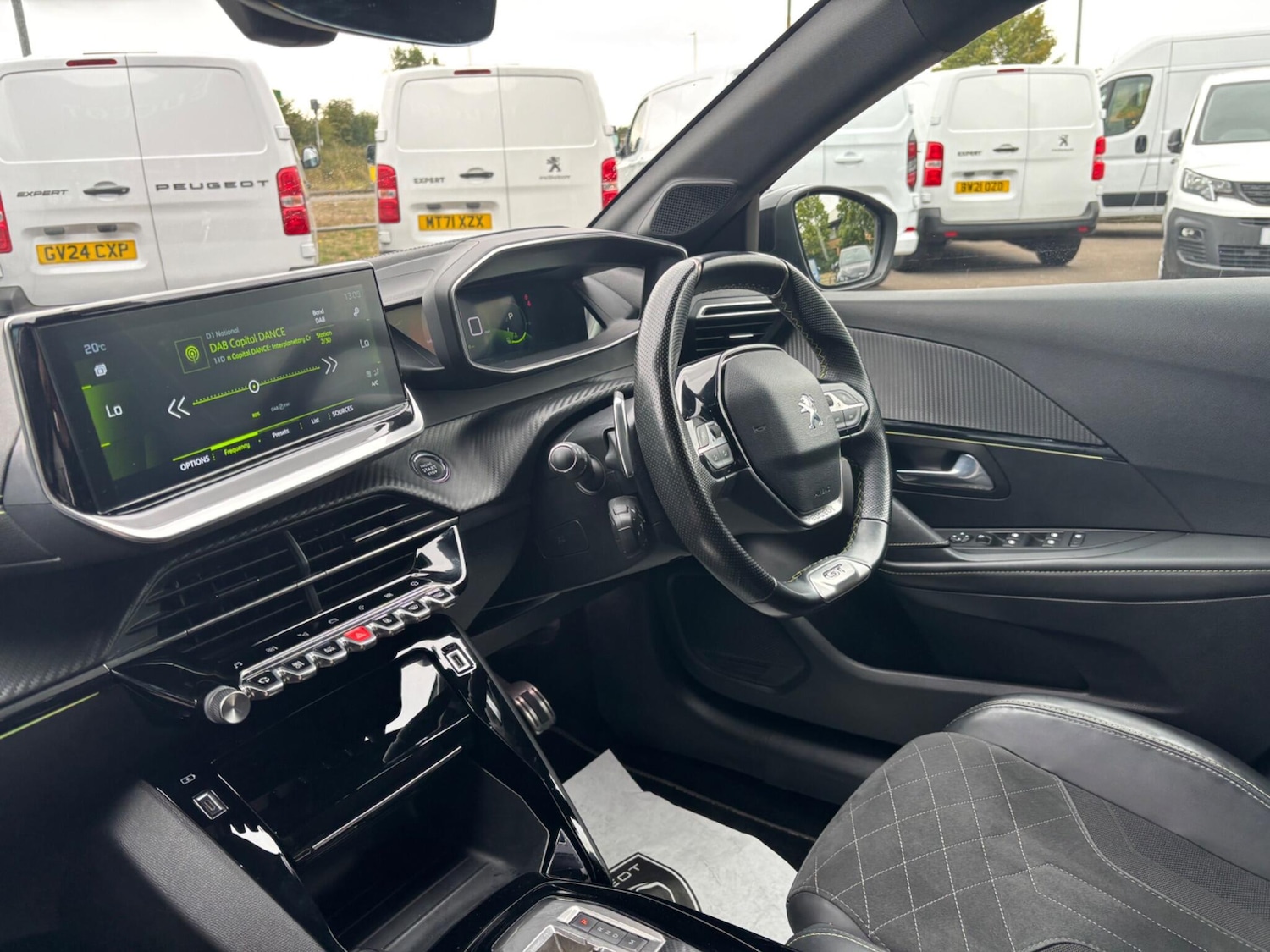 Used Peugeot 208 2022 for sale - 77413205: Photo 16