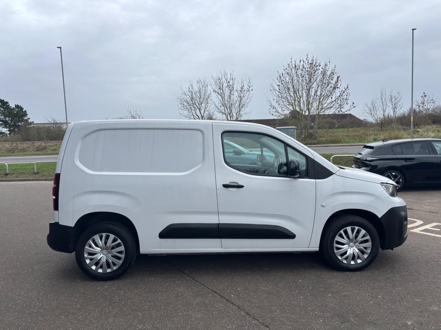 Used Peugeot Partner 2022 for sale - 77646923: Photo 11