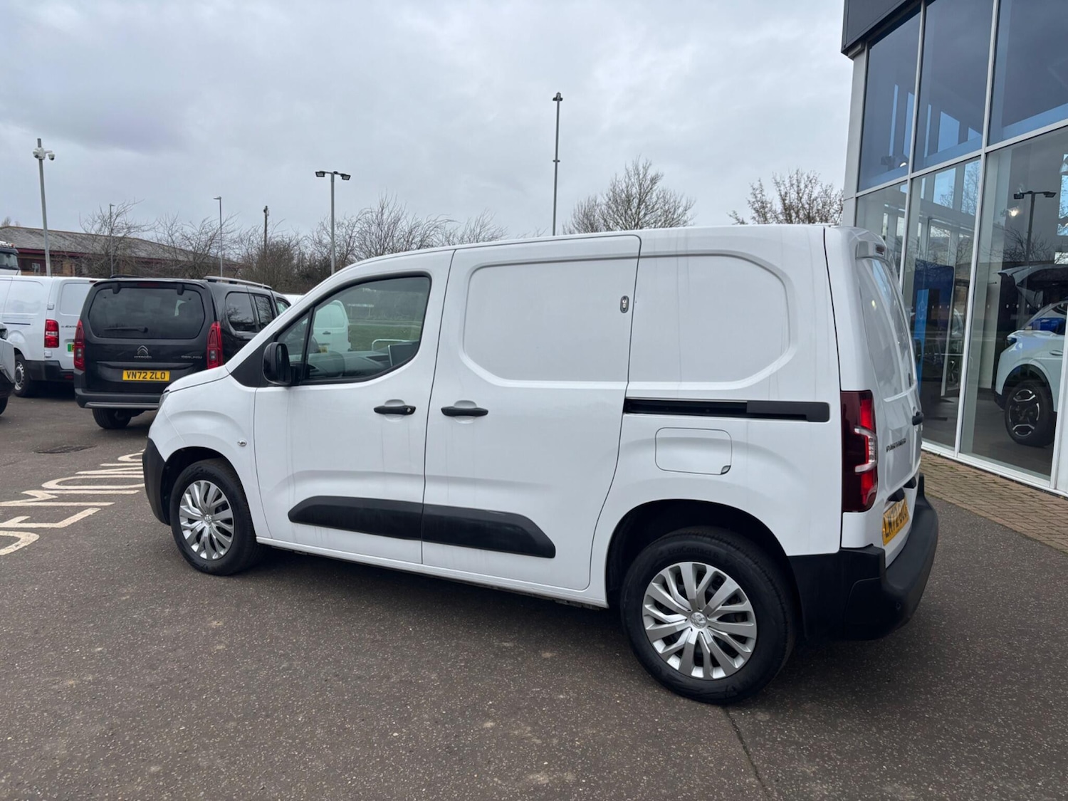 Used Peugeot Partner 2022 for sale - 77646923: Photo 44