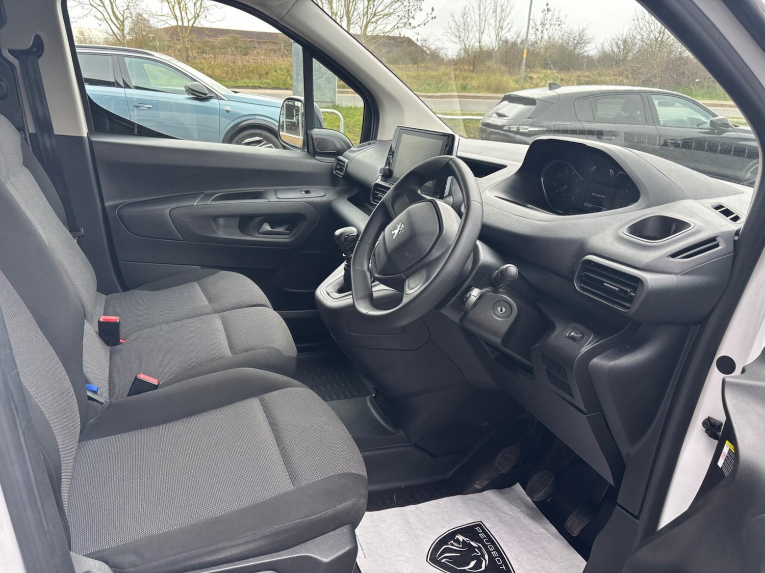 Used Peugeot Partner 2022 for sale - 77646923: Photo 46