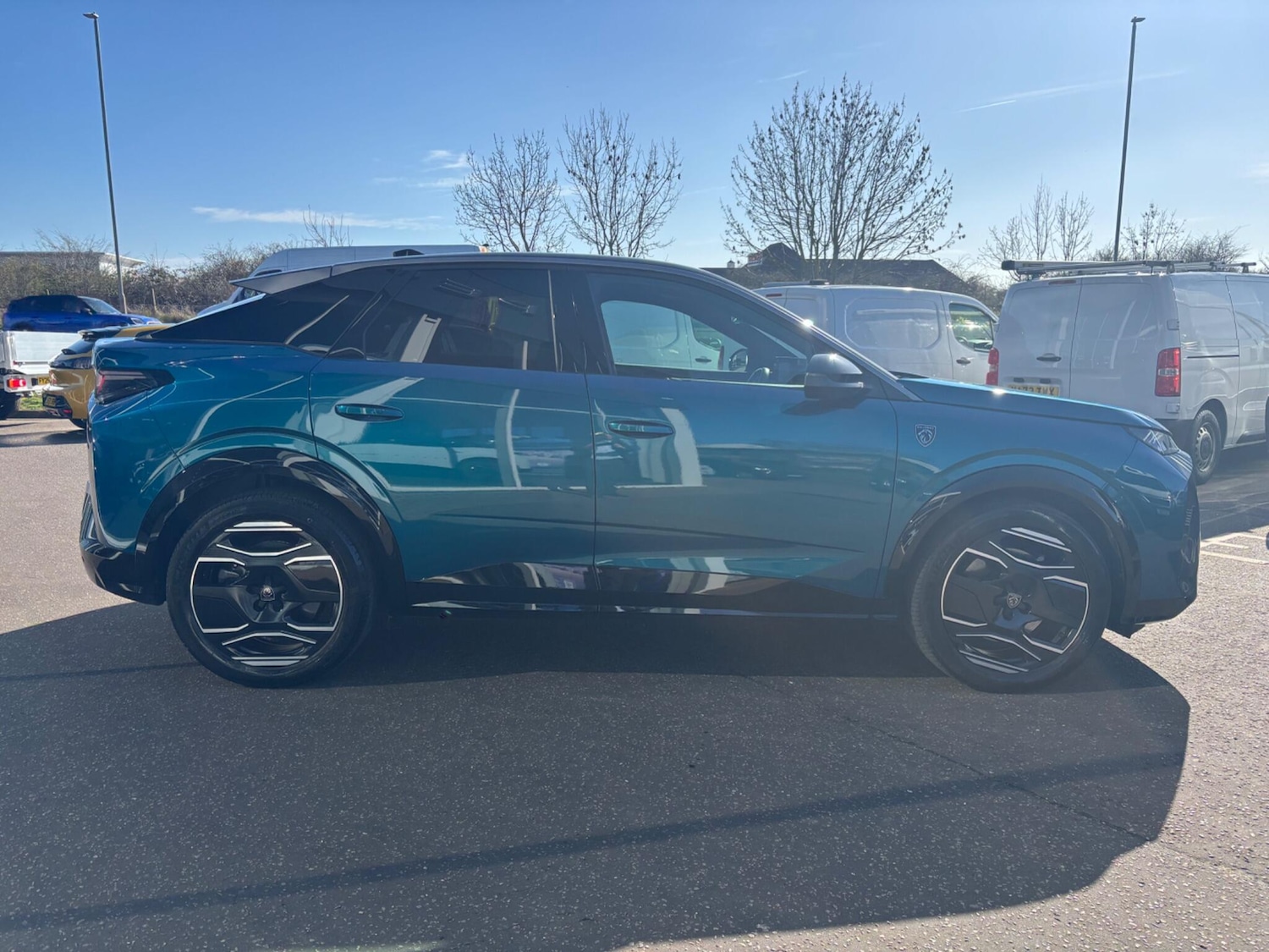 Used Peugeot E-3008 2024 for sale - 78035126: Photo 12