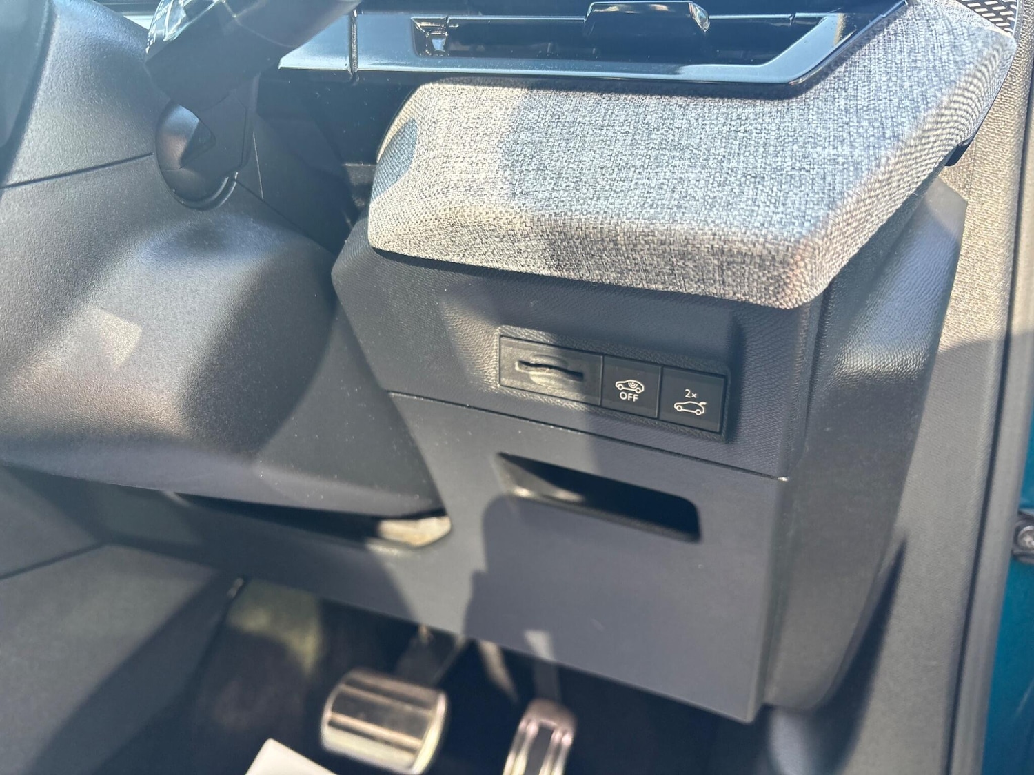 Used Peugeot E-3008 2024 for sale - 78035126: Photo 23