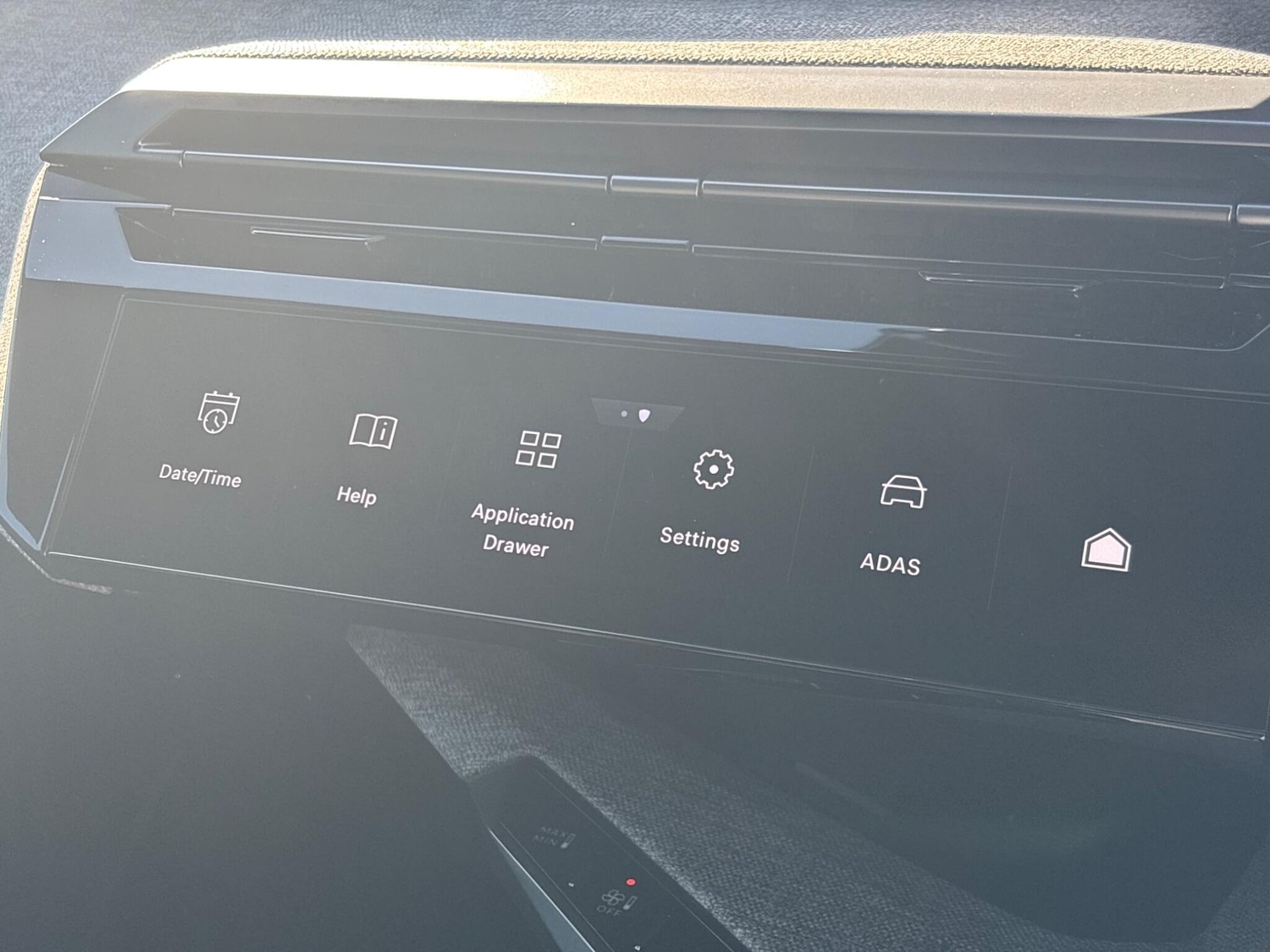 Used Peugeot E-3008 2024 for sale - 78035126: Photo 28