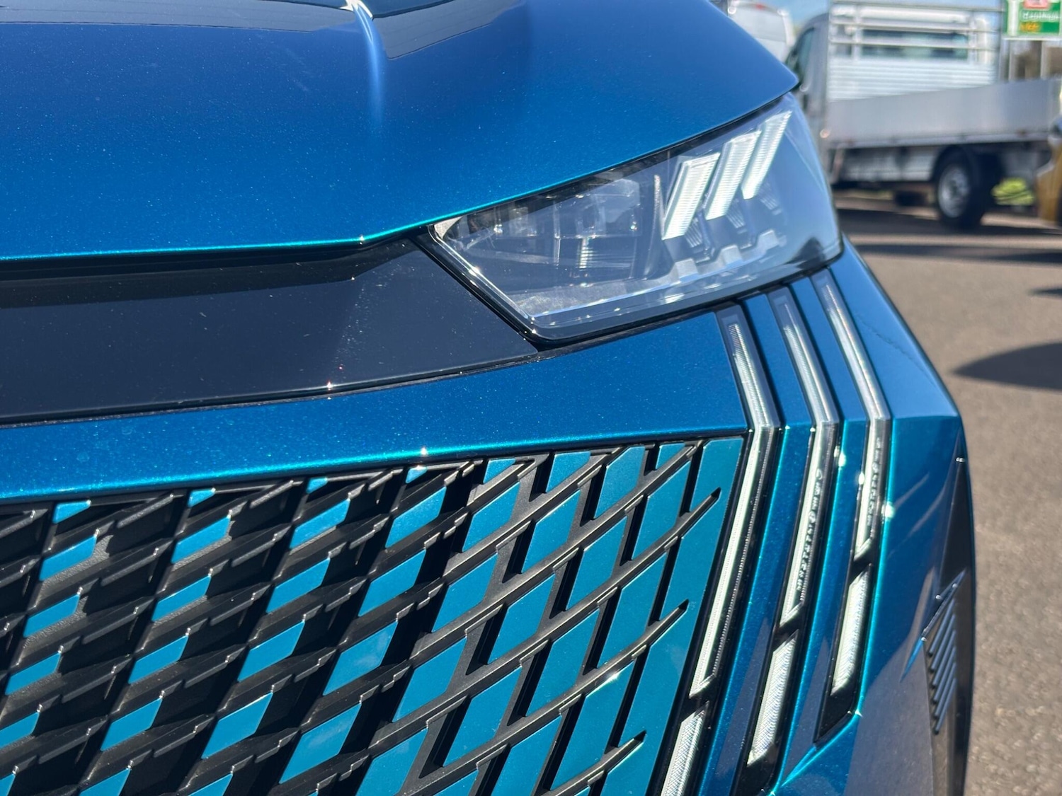 Used Peugeot E-3008 2024 for sale - 78035126: Photo 64