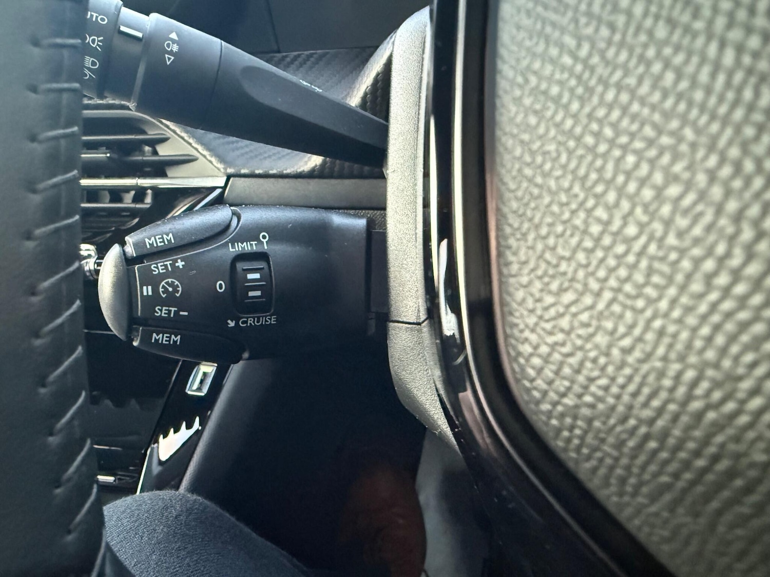 Used Peugeot 208 2022 for sale - 77413177: Photo 17