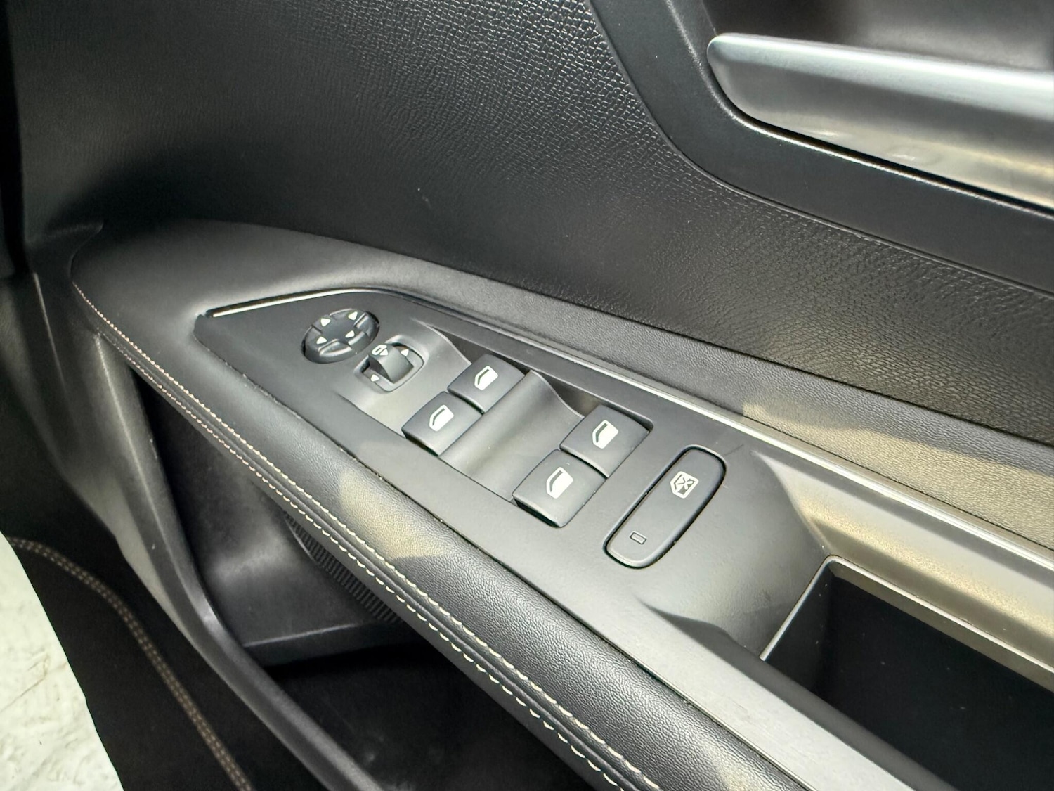 Used Peugeot 3008 2019 for sale - 77413200: Photo 21